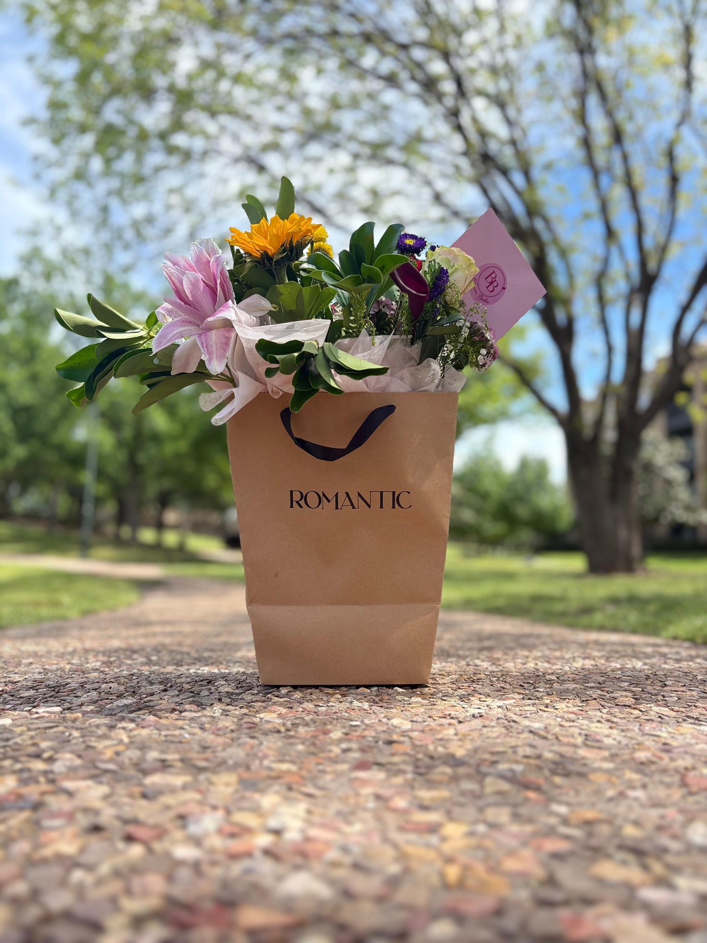 💐 Bolsita de Flores Silvestres "Romántico"🧺