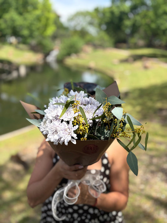 💐"The Garden Bloom Babe Bouquet" 🐝