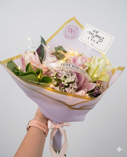 💐Garden Bloom Babe Bouquet🐝